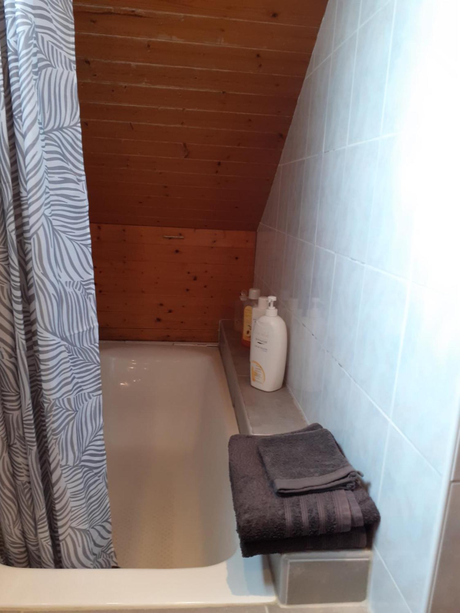 Salies-de-Béarn Au Bosquet, Chambre Et Salle De Bains Avec Petit Dejeuner A 600 M Du Centre Dans Un Cadre Calme Et Verdoyant المظهر الخارجي الصورة